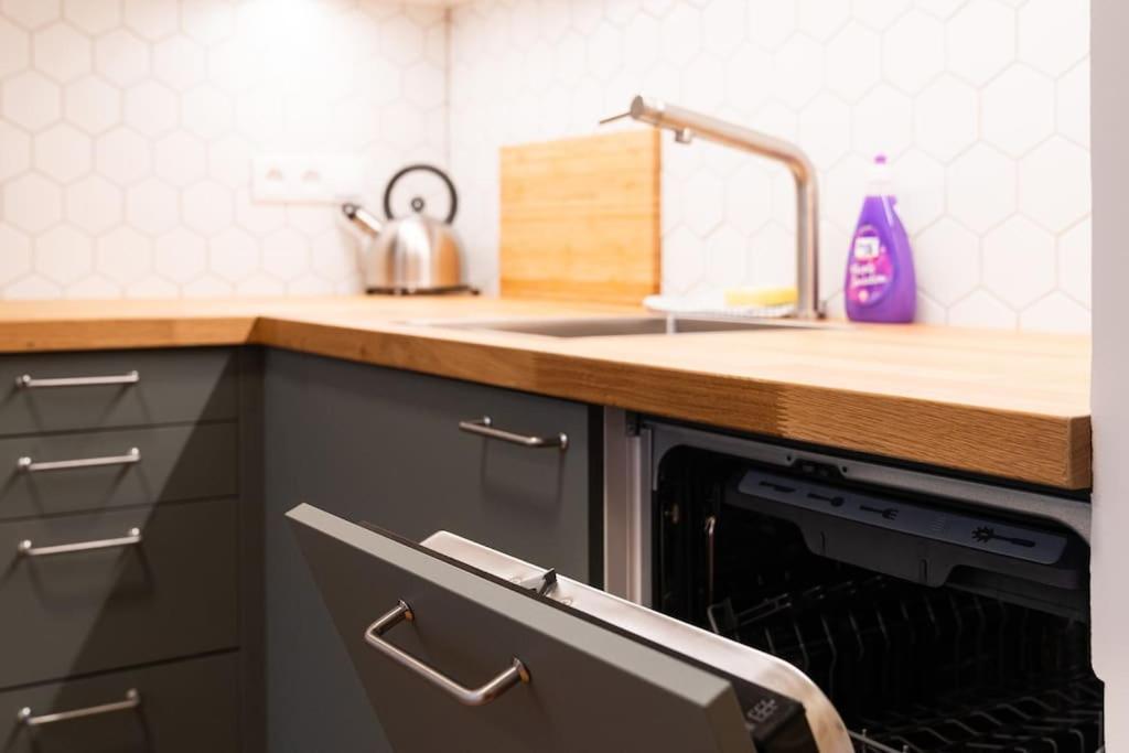 Cosy Apartment Koliste 25 เบอร์โน ภายนอก รูปภาพ
